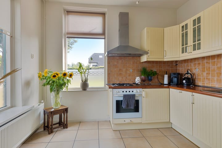 Foto 8 van Hoofdweg 102