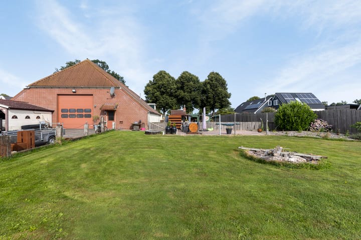 Foto 42 van Hoofdweg 102