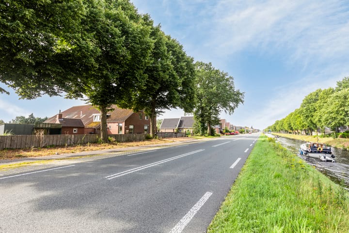 Foto 50 van Hoofdweg 102