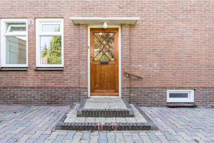 View photo 8 of van Limburg Stirumstraat 85