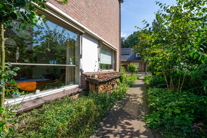 View photo 43 of Beatrixstraat 7