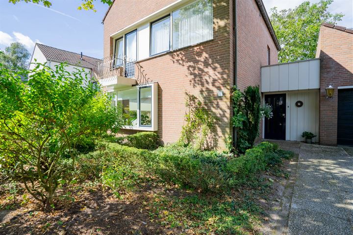 View photo 45 of Beatrixstraat 7