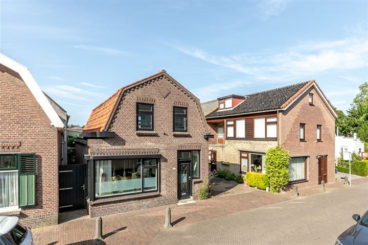 Bekijk foto 2 van Kerkstraat 17