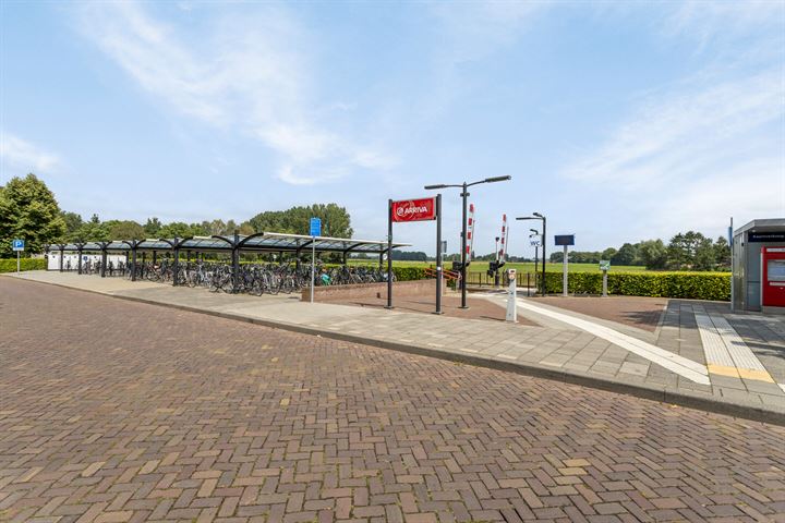 Bekijk foto 39 van Stationsweg 19