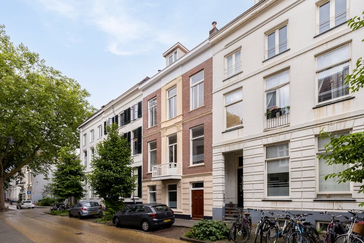 Hertogstraat 23