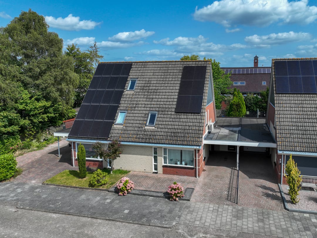 Foto 1 van Azaleastraat 1-A