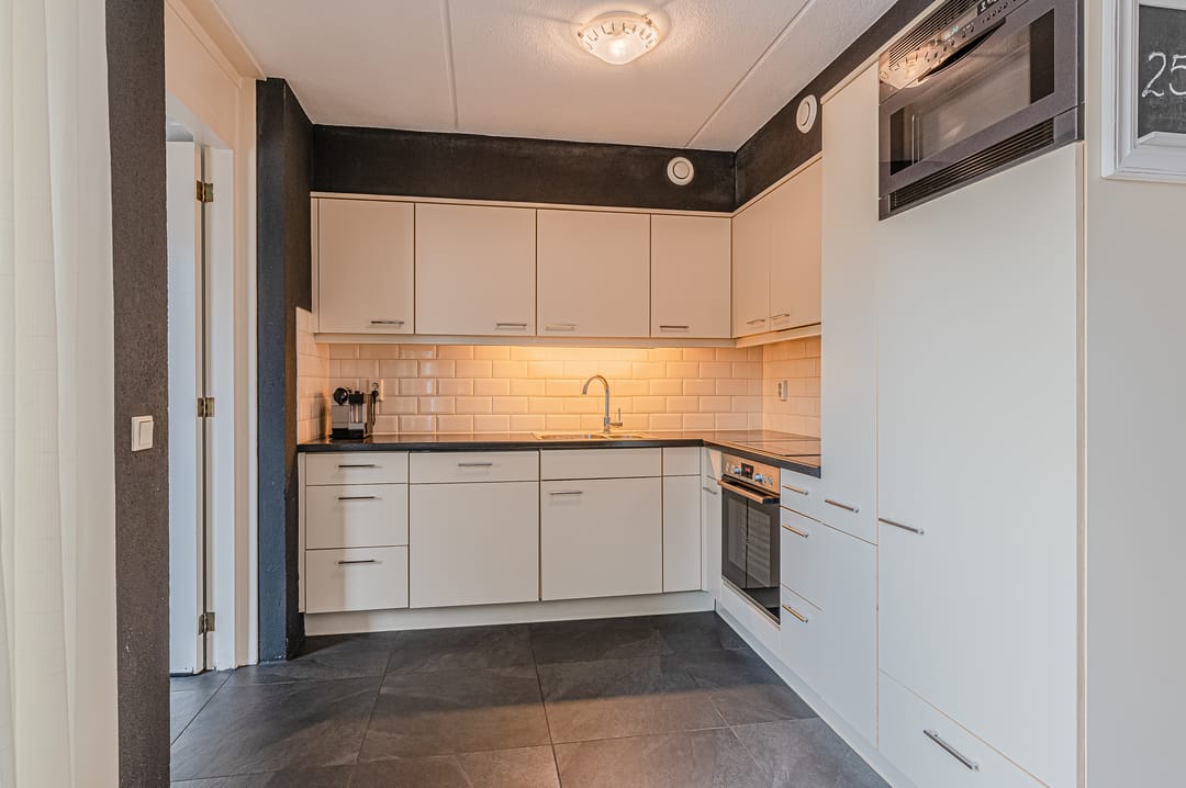 Foto 22 van Azaleastraat 1-A