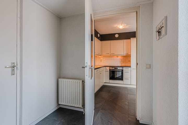 Foto 24 van Azaleastraat 1-A