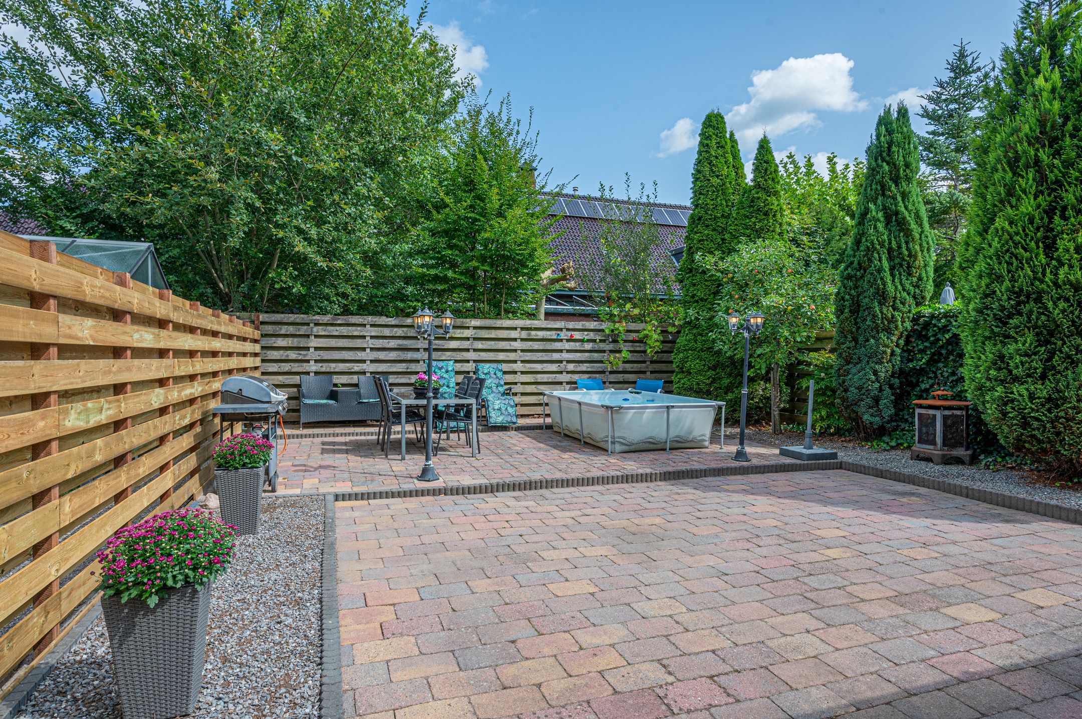 Foto 42 van Azaleastraat 1-A