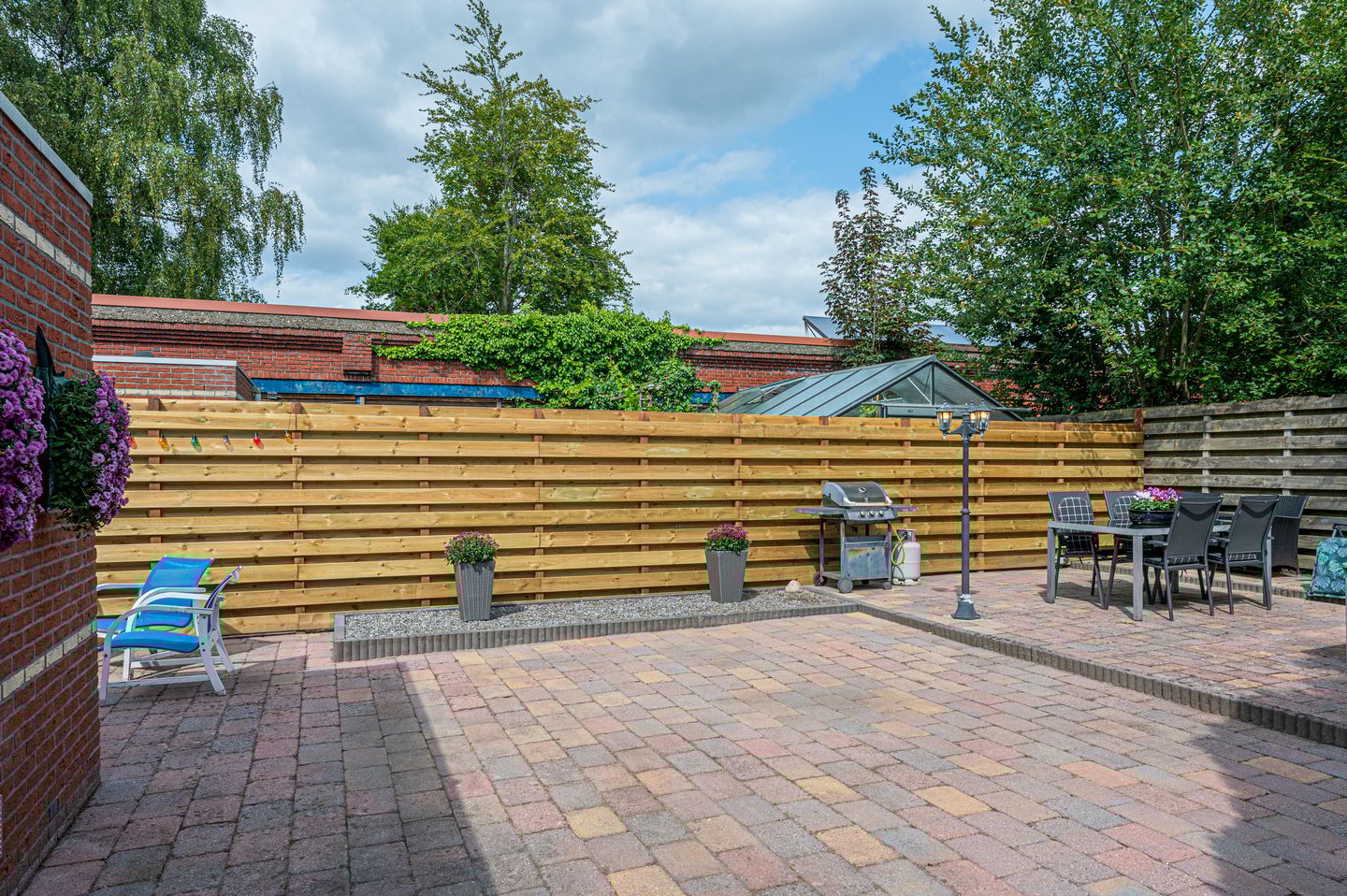 Foto 44 van Azaleastraat 1-A