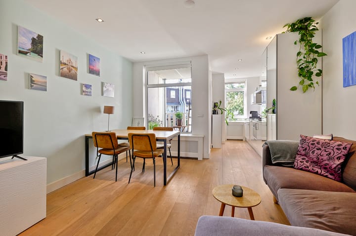 Foto 7 van Van Oldenbarneveldtstraat 72-A3