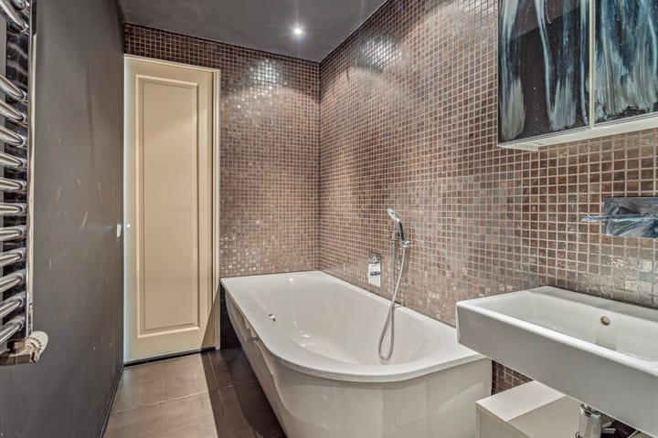 Foto 10 van Witte de Withstraat 51-D