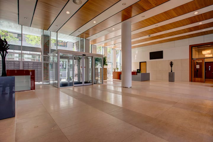 Photo 17 of Tommaso Albinonistraat 10