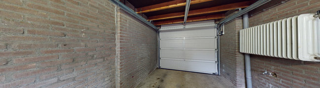 View 360° photo of Garage of Cluysenaerstraat 4