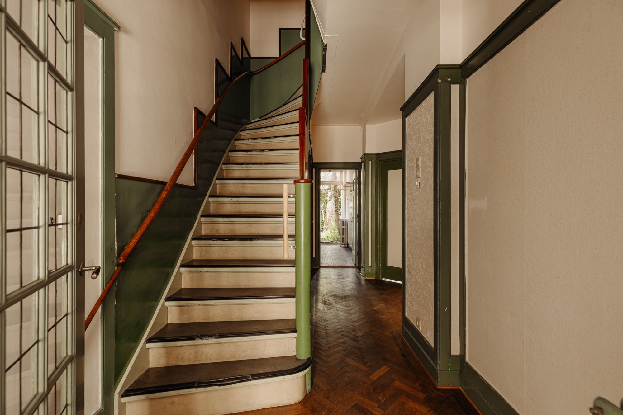 Photo 9 of Gerrit van der Veenstraat 30