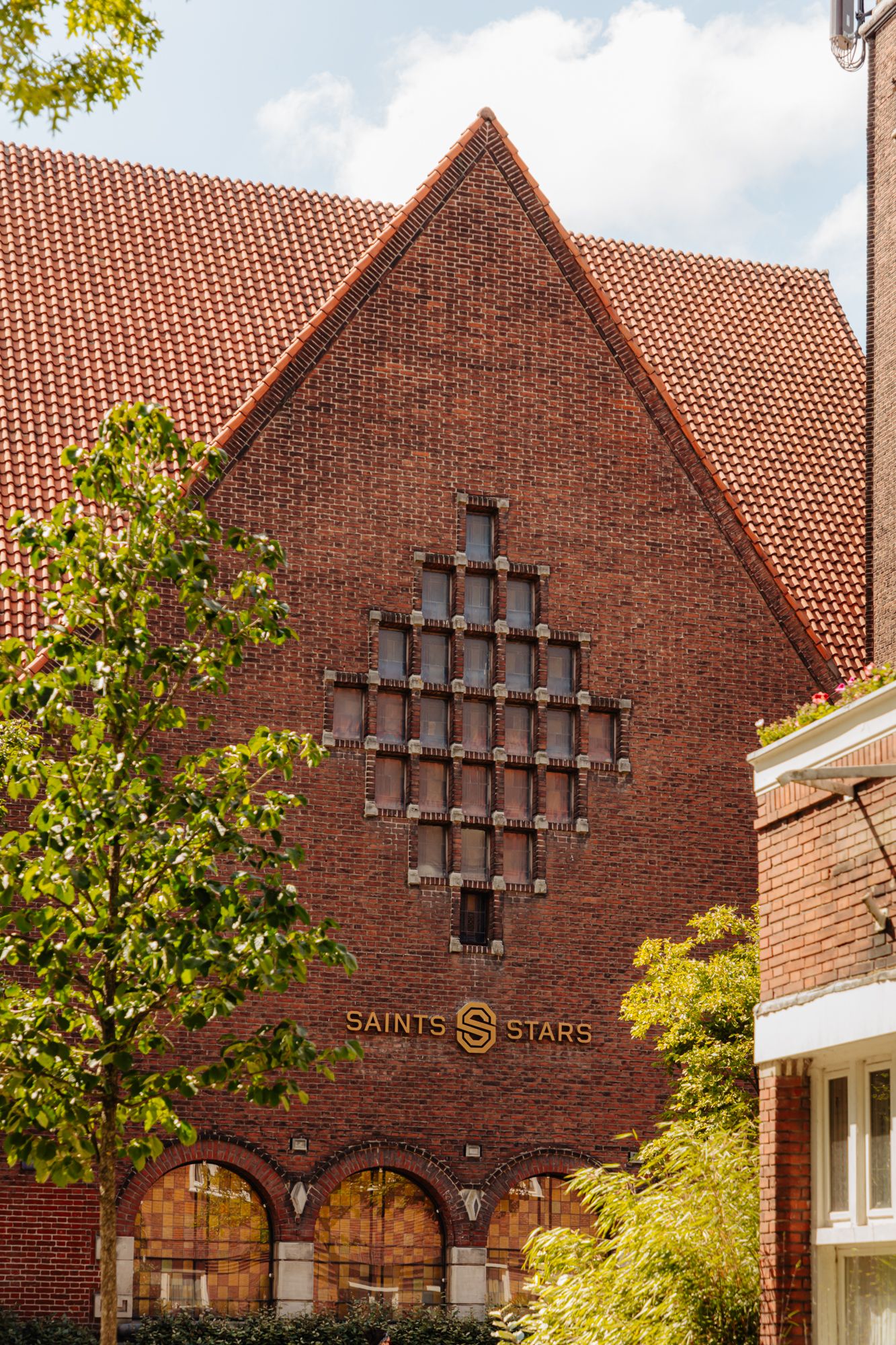 Photo 25 of Gerrit van der Veenstraat 30