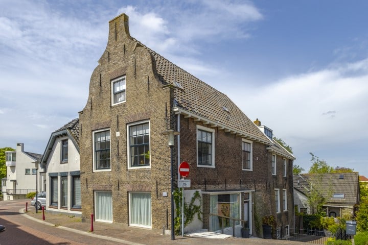 De Buurt 73, Hardinxveld-Giessendam