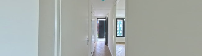 Bekijk 360° foto van Hal van Mies van der Rohestraat 31