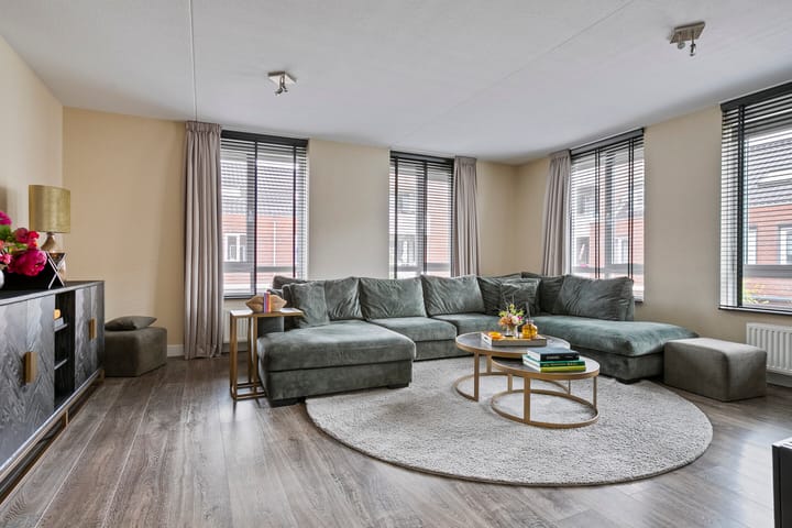 Foto 10 van Prof. Lorentzlaan 11