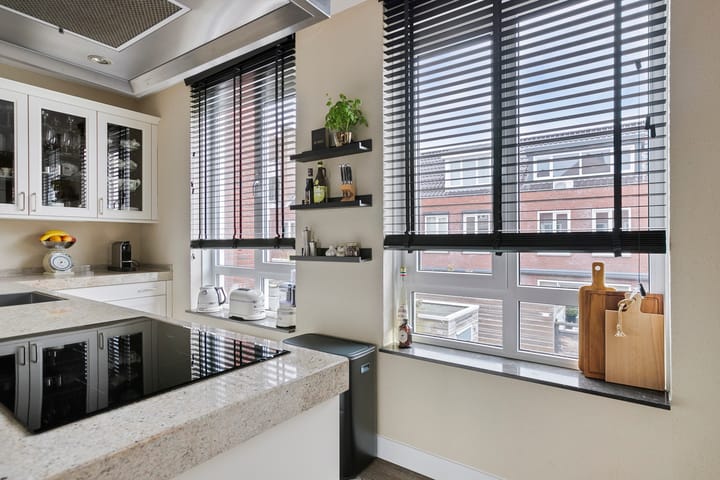 Foto 23 van Prof. Lorentzlaan 11