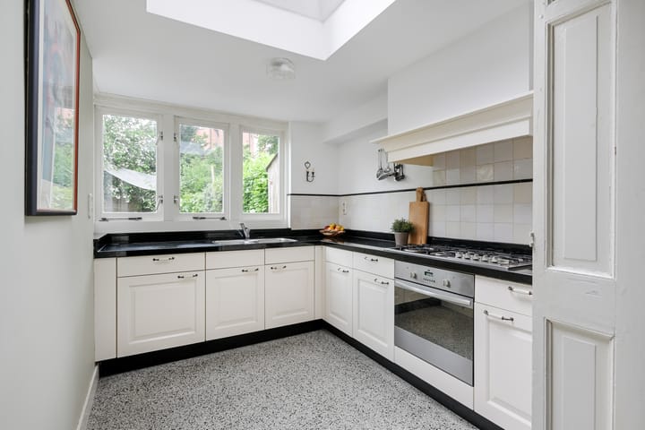 Foto 14 van Floraplein 8