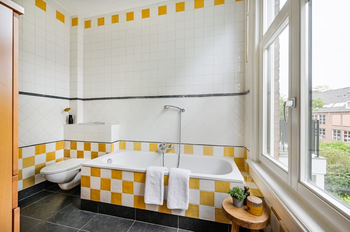 Foto 22 van Floraplein 8