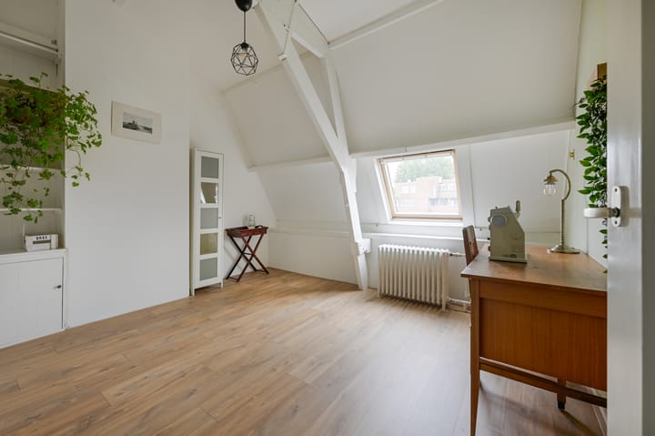 Foto 32 van Floraplein 8