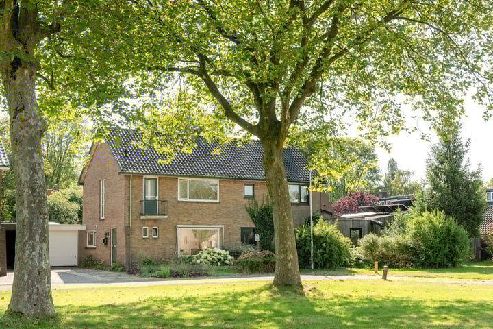 Bekijk foto 1 van Eize Bosstraat 13