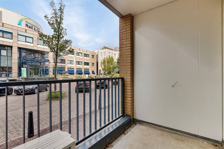 View photo 20 of Arthur van Schendelstraat 639