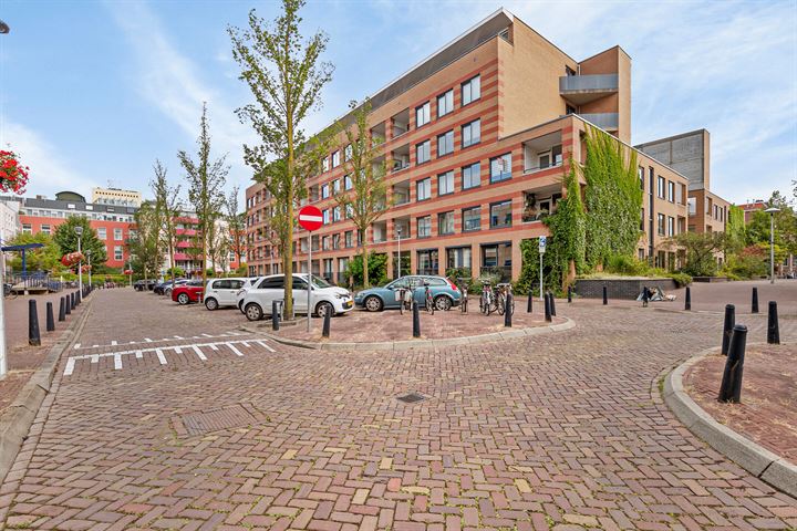 View photo 28 of Arthur van Schendelstraat 639