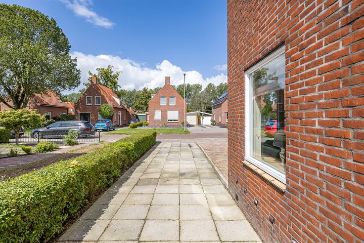 View photo 30 of Willem Bergstraat 26