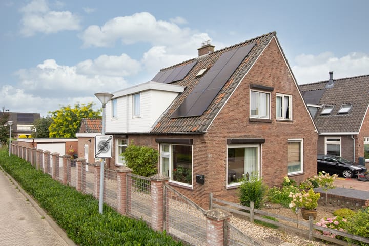 Foto 5 van Burg van Rielstraat 24