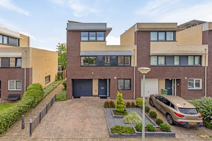 Foto 2 van Doomhoeve 9
