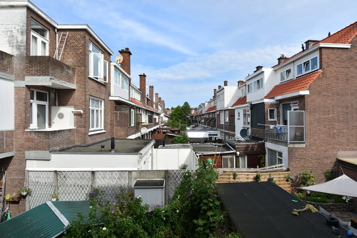 View photo 14 of Isingstraat 141