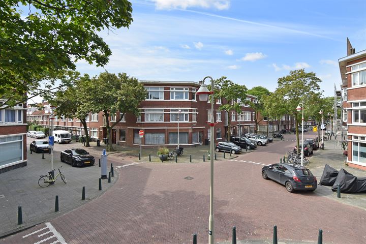 View photo 25 of Isingstraat 141