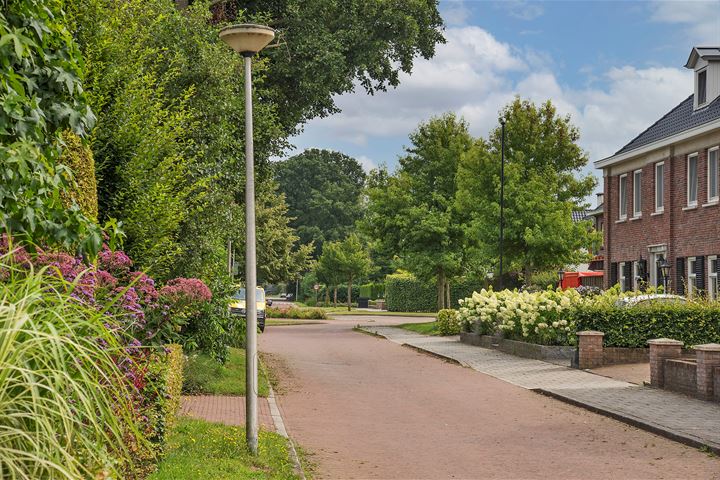 Bekijk foto 37 van Haarbrinksweg 136