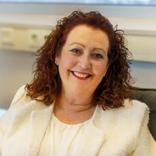 Elly Oudhoff - Officemanager