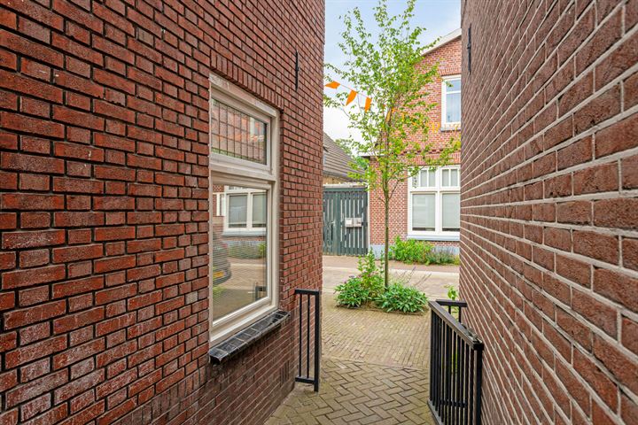 Bekijk foto 41 van Rentenierstraat 32