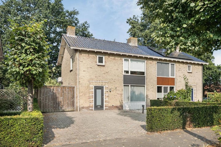 Bekijk foto 5 van Monseigneur Borretstraat 18