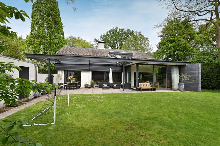 Foto 1 van Mackaylaan 1