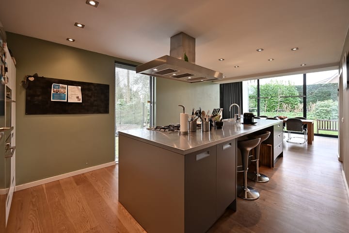 Foto 14 van Mackaylaan 1