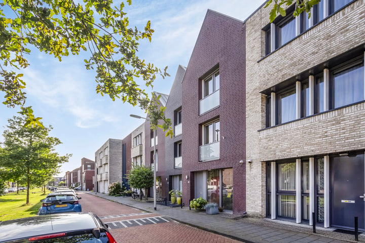 Bekijk foto 33 van Burgerwaard 14