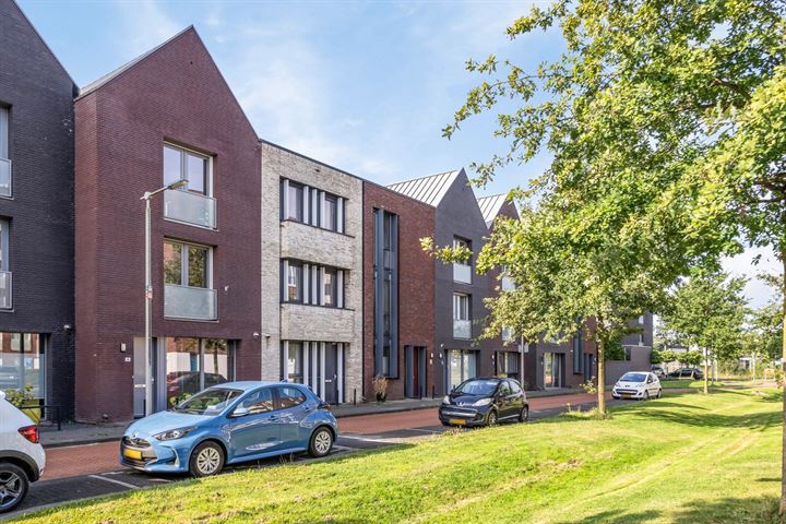 Bekijk foto 32 van Burgerwaard 14