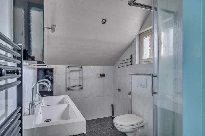 Foto 14 van Spireastraat 4