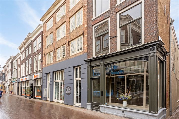 View photo 1 of Voorstraat 386-A