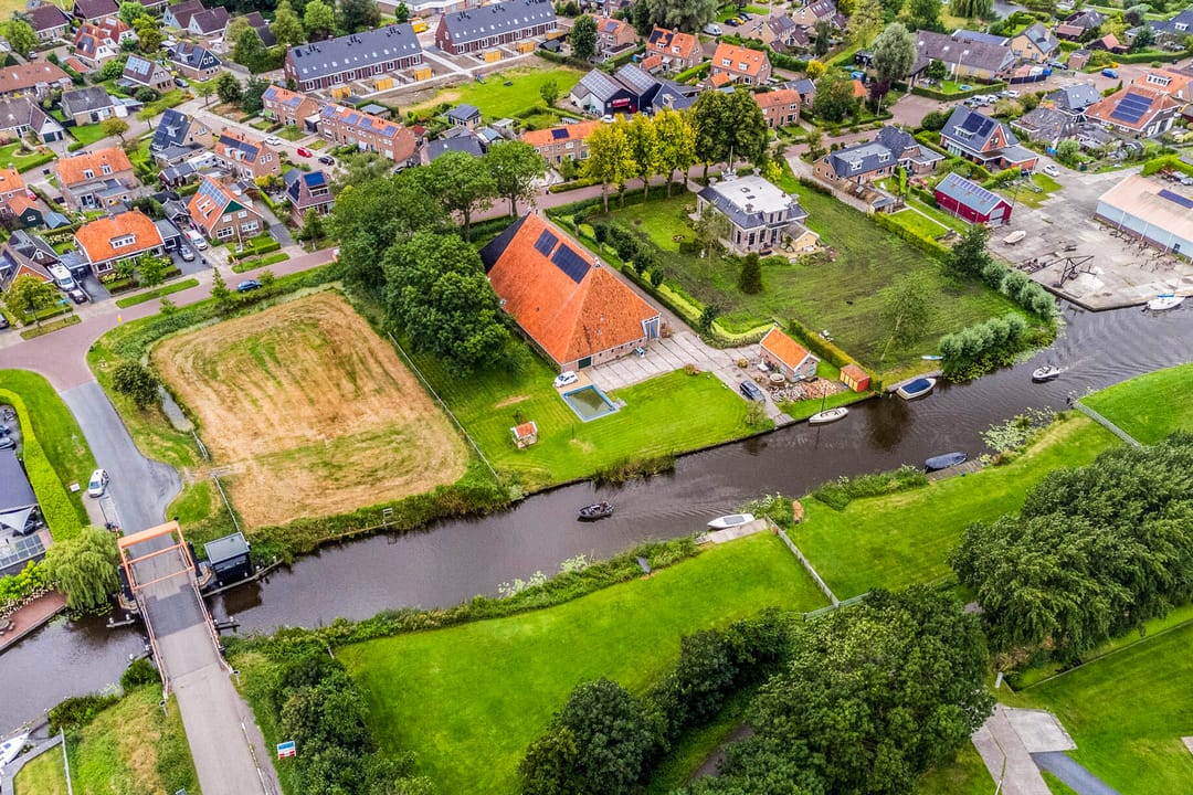 Foto 56 van Tsjerkebuorren 43