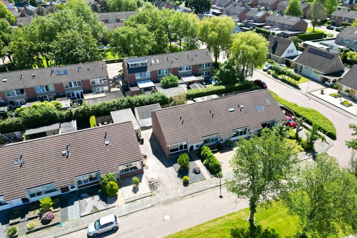 Bekijk foto 39 van Iepenlaan 7