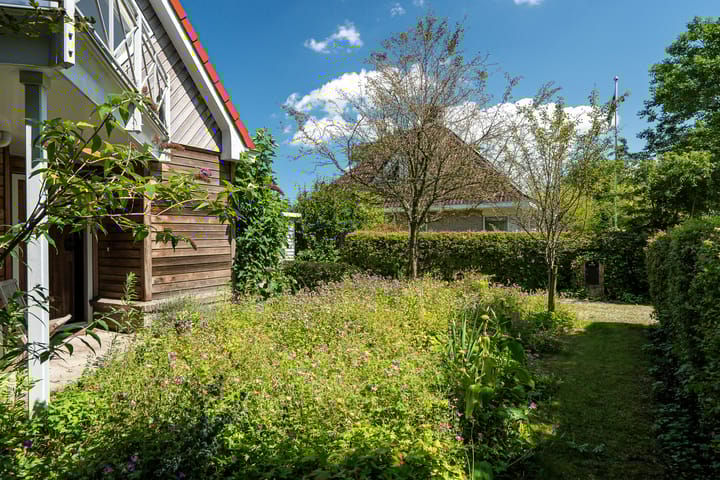 Foto 9 van A.C. Bakkerstraat 28