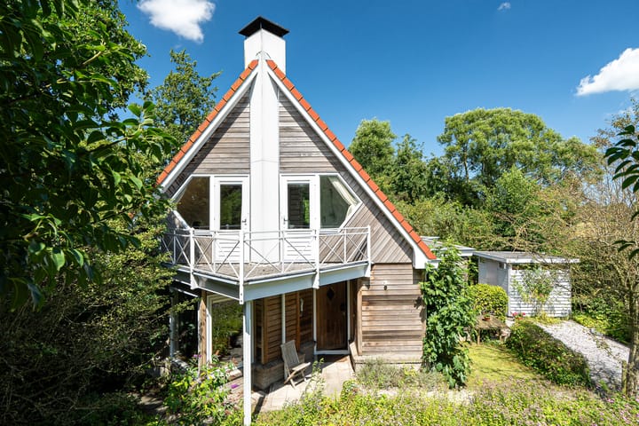 Foto 28 van A.C. Bakkerstraat 28