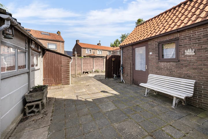 Photo 7 of Prins Bernhardstraat 24